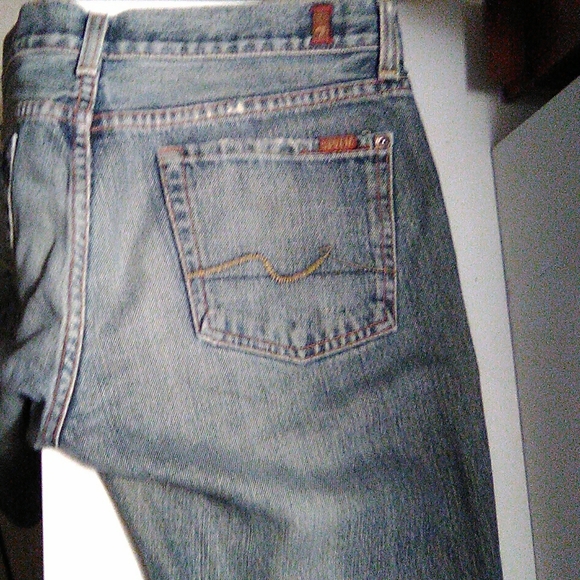 Seven for all mankind distressed jeans - Picture 2 of 3